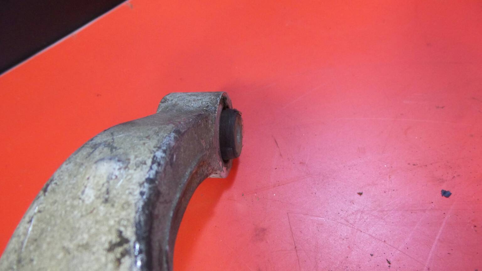 Bras de suspension arrière gauche MITSUBISHI Lancer VIII Sedan (CY_A, CZ_A) Imagem-3