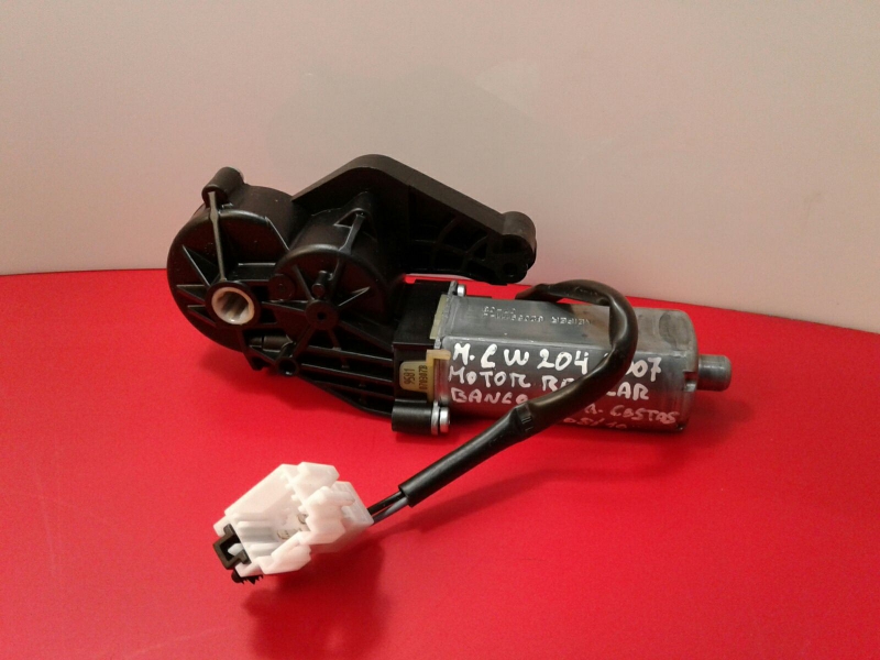 Moteur de réglage des sièges MERCEDES-BENZ Classe C (W204)