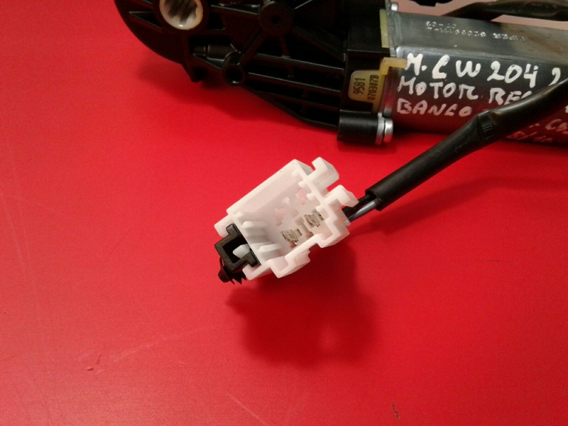 Moteur de réglage des sièges MERCEDES-BENZ Classe C (W204) Imagem-1