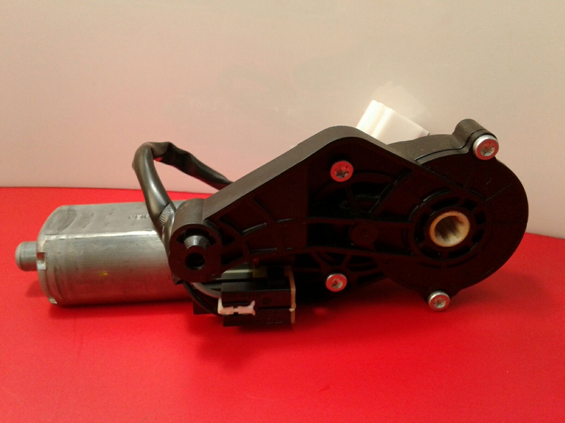 Moteur de réglage des sièges MERCEDES-BENZ Classe C (W204) Imagem-2