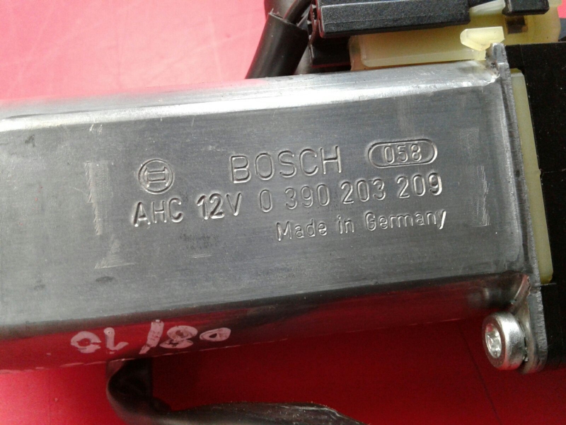 Moteur de réglage des sièges MERCEDES-BENZ Classe C (W204) Imagem-4