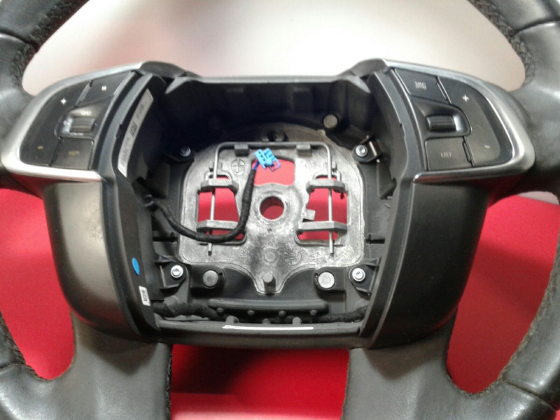 Volant de direction CITROËN C4 II (B7) Imagem-1
