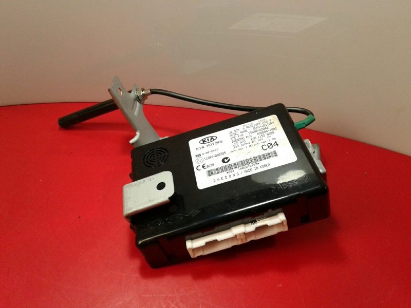 Botón / interruptor electromecánico KIA Ceed (JD)