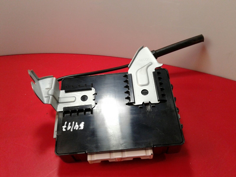 Botón / interruptor electromecánico KIA Ceed (JD) Imagem-3