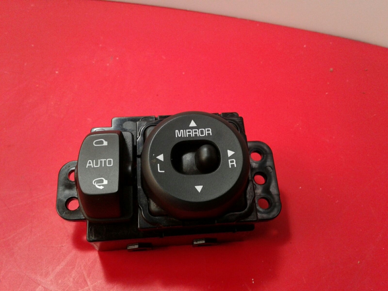 Pulsante / interruttore elettromeccanico KIA Ceed (JD)