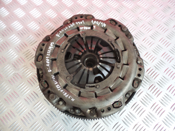 Volante motor MERCEDES-BENZ Sprinter 3,5-t (906) Imagem-1