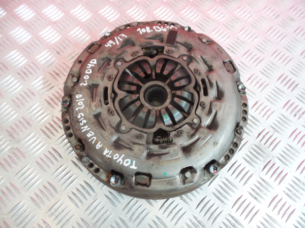 Volante motor TOYOTA Avensis Wagon (_T27_) Imagem-1