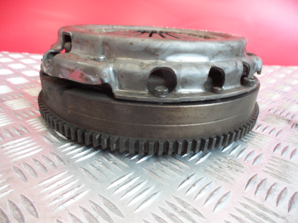 Volante motor TOYOTA Dyna Chassis (KD_, LY_, _Y2_, _U3_, _U4) Imagem-2