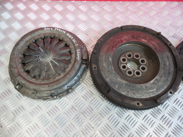 Volante motor TOYOTA Dyna Chassis (KD_, LY_, _Y2_, _U3_, _U4) Imagem-5