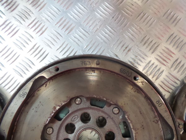 Volante motor PEUGEOT 407 SW (6E_) Imagem-6