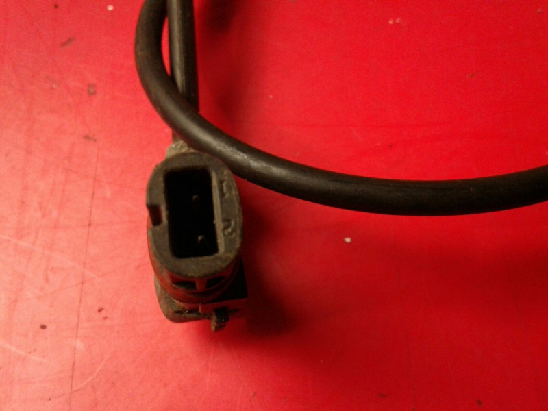 Right front ABS sensor MERCEDES-BENZ Classe C (W203) Imagem-1