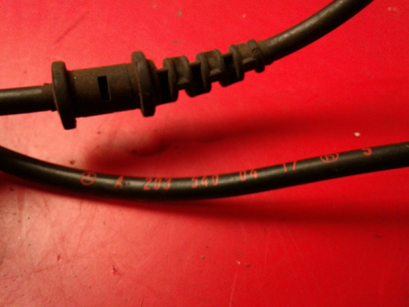 Right front ABS sensor MERCEDES-BENZ Classe C (W203) Imagem-3