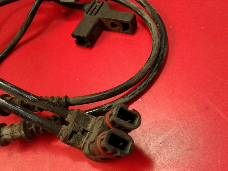 Right front ABS sensor MERCEDES-BENZ Classe C (W203) Imagem-2