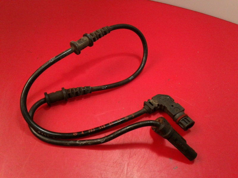 Right front ABS sensor MERCEDES-BENZ Classe C (W203)