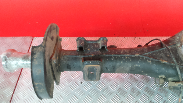 Essieu arrière à tambours MITSUBISHI Canter (FB7, FB8, FE7, FE8) VII Imagem-2