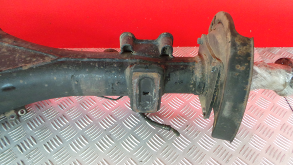 Essieu arrière à tambours MITSUBISHI Canter (FB7, FB8, FE7, FE8) VII Imagem-3