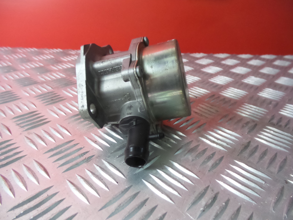 Depressore freni / pompa a vuoto RENAULT Megane IV Grandtour (K9A/M_) Imagem-2