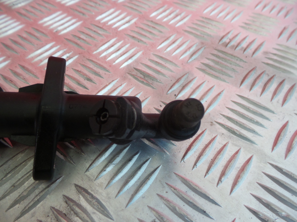 Pompe d'embrayage PEUGEOT 407 (6D_) Imagem-3