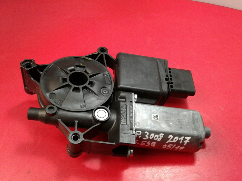 Moteur lève-vitre avant gauche PEUGEOT 3008 II (M_) Imagem-2