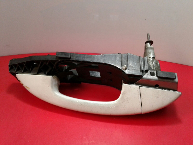 Left front interior door handle SKODA Superb II Hatchback (3T4) Imagem-0