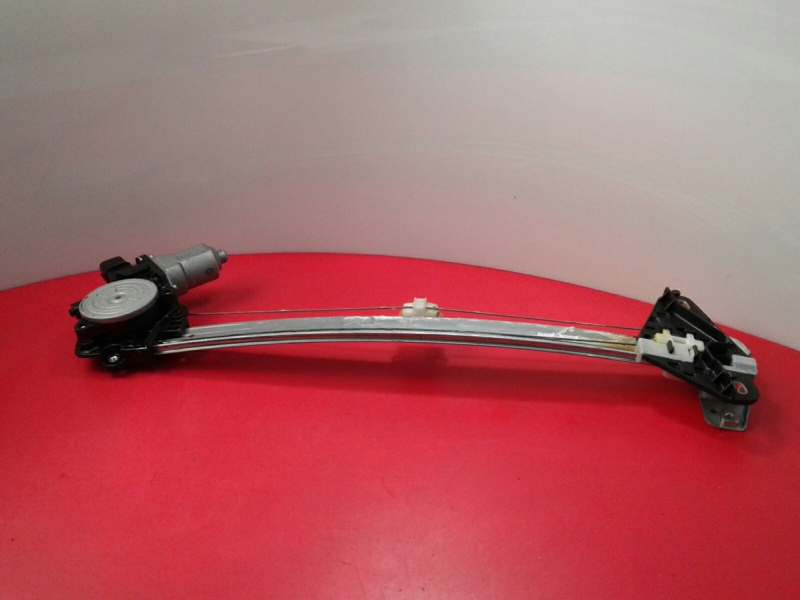 Lève-vitre arrière gauche HONDA Civic VIII Hatchback (FN_, FK_)