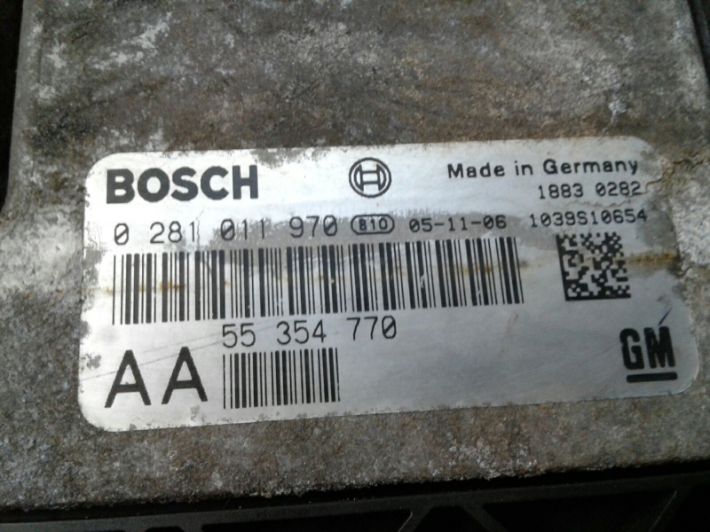 Centralita motor / ECU SAAB 9-3 Station Wagon (YS3F) Imagem-3