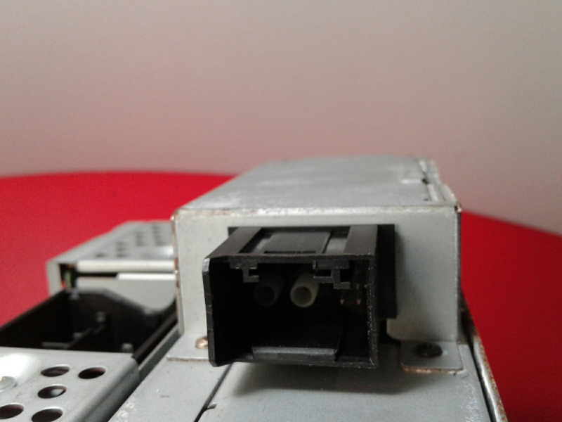 Radio / autorradio SAAB 9-3 Station Wagon (YS3F) Imagem-4