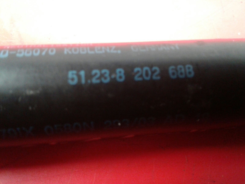 Amortecedor do capot BMW 3 Touring (E46) Imagem-3