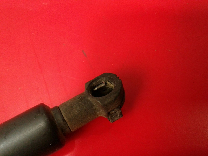 Amortecedor do capot BMW 3 Touring (E46) Imagem-1