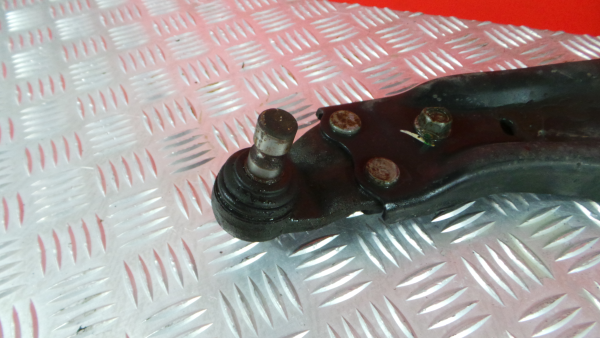 Braccio di sospensione anteriore sinistro KIA Ceed Sportswagon (JD) Imagem-1