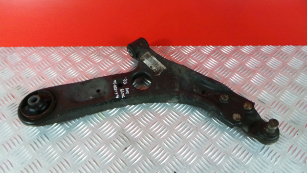 Braccio di sospensione anteriore destra KIA Ceed Sportswagon (JD)