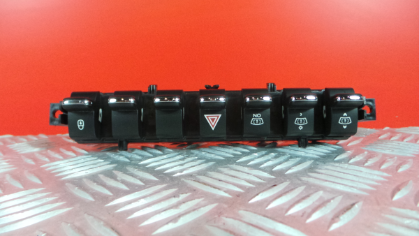 Botón / interruptor electromecánico PEUGEOT 3008 I (0U_)