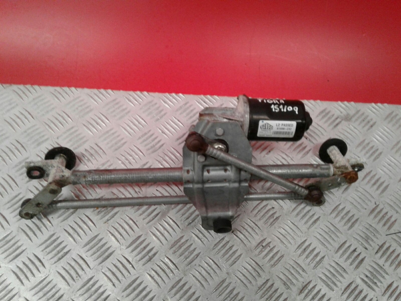Front Wiper Motor OPEL Tigra TwinTop Imagem-3