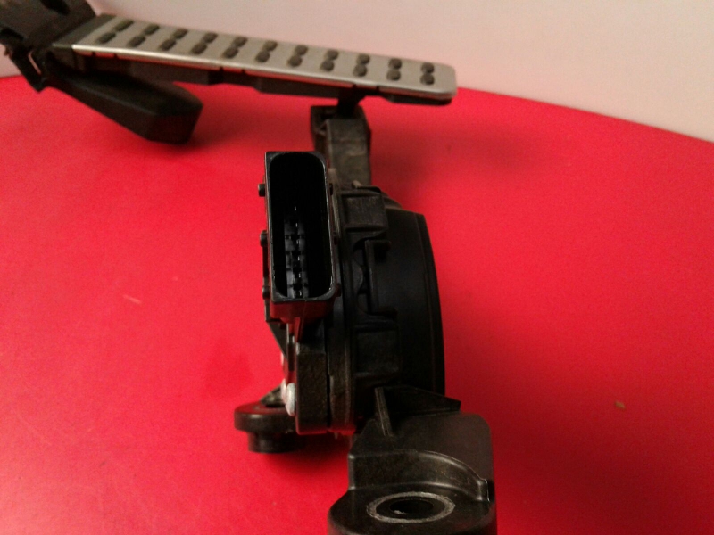 Pedale acceleratore KIA Ceed Sportswagon (JD) Imagem-2