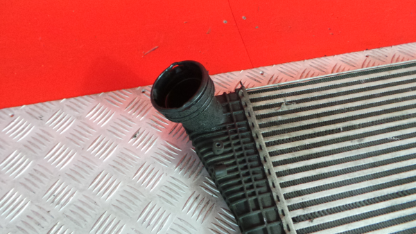 Intercooler SEAT Leon (1P1) Imagem-1
