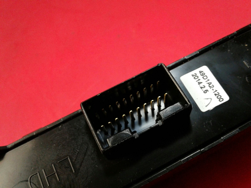 Pulsante / interruttore elettromeccanico KIA Ceed Sportswagon (JD) Imagem-2