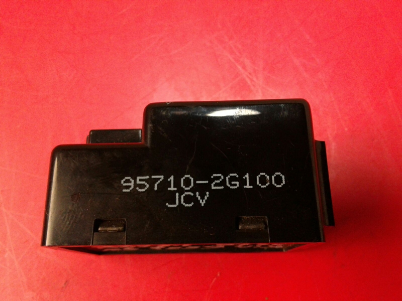 Pulsante / interruttore elettromeccanico KIA Ceed Sportswagon (JD) Imagem-3