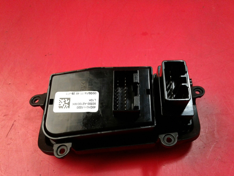 Pulsante / interruttore elettromeccanico KIA Ceed Sportswagon (JD) Imagem-1