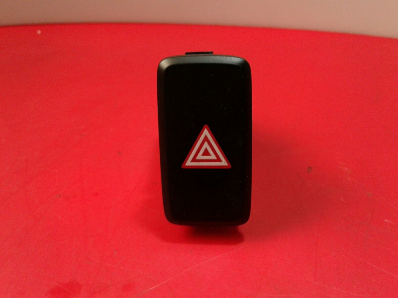 Pulsante / interruttore elettromeccanico KIA Ceed Sportswagon (JD)