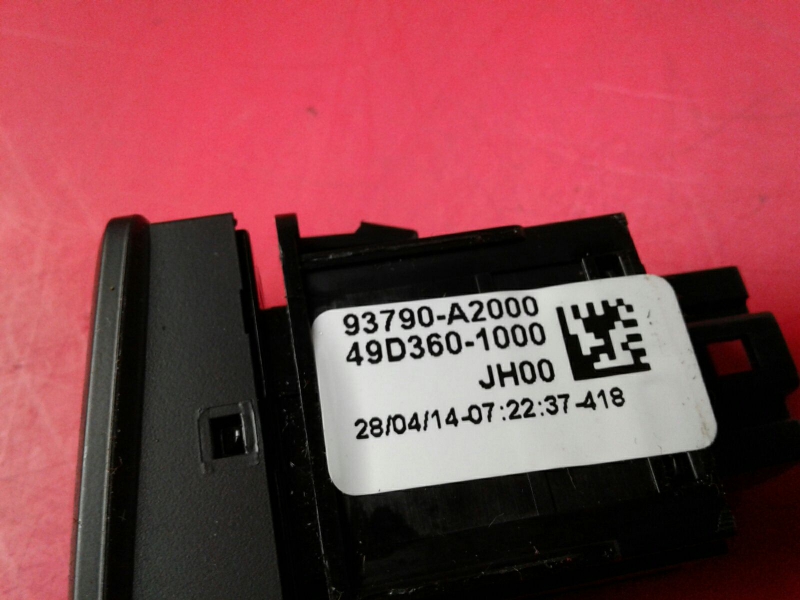 Pulsante / interruttore elettromeccanico KIA Ceed Sportswagon (JD) Imagem-2