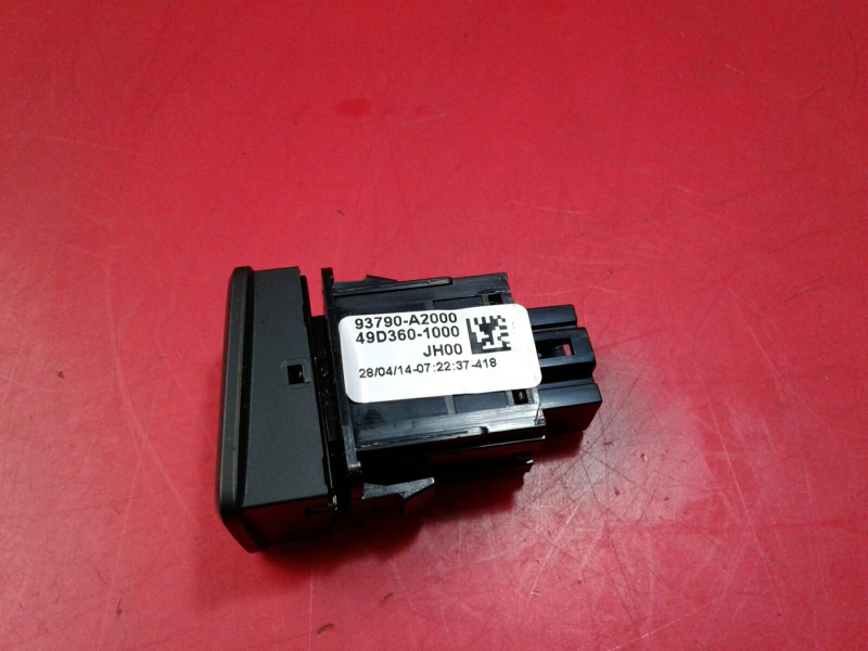 Pulsante / interruttore elettromeccanico KIA Ceed Sportswagon (JD) Imagem-3