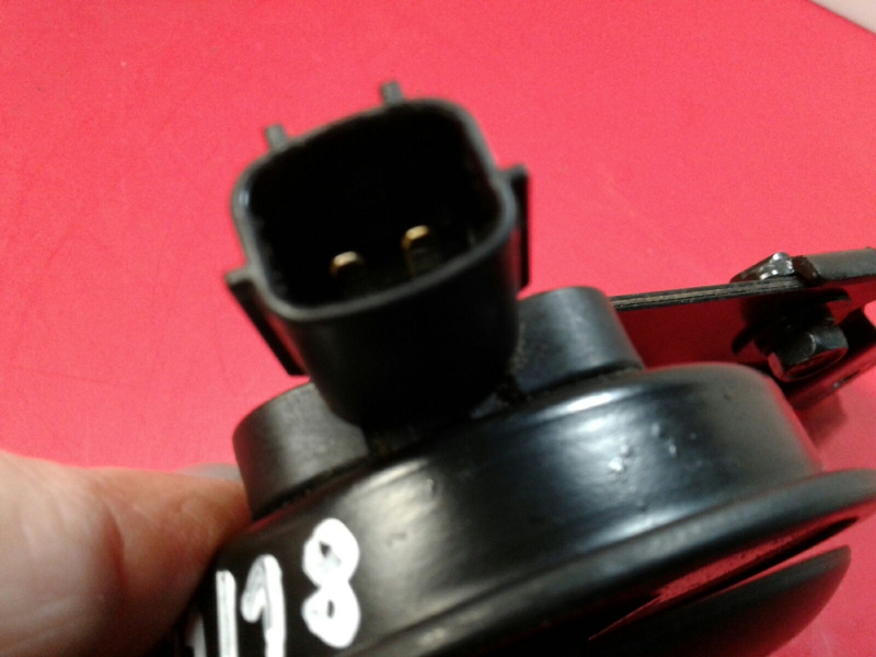 Horn KIA Ceed Sportswagon (JD) Imagem-1