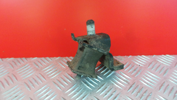 Support Moteur MITSUBISHI Canter (FB7, FB8, FE7, FE8) VII