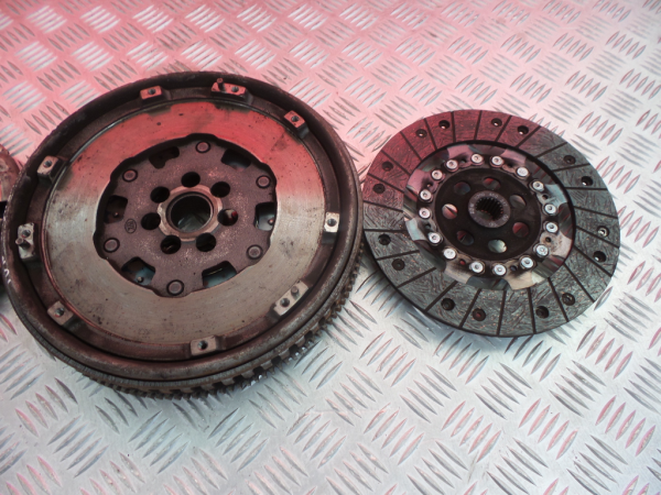 Volante motor NISSAN Qashqai/Qashqai+2 I (J10, JJ10) Imagem-5