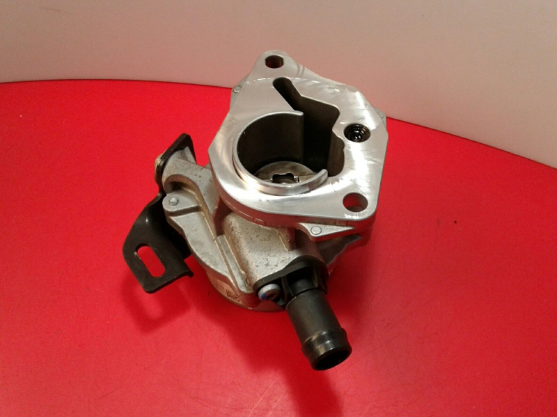 Depresor de frenos / bomba de vacío NISSAN Qashqai/Qashqai+2 I (J10, JJ10)