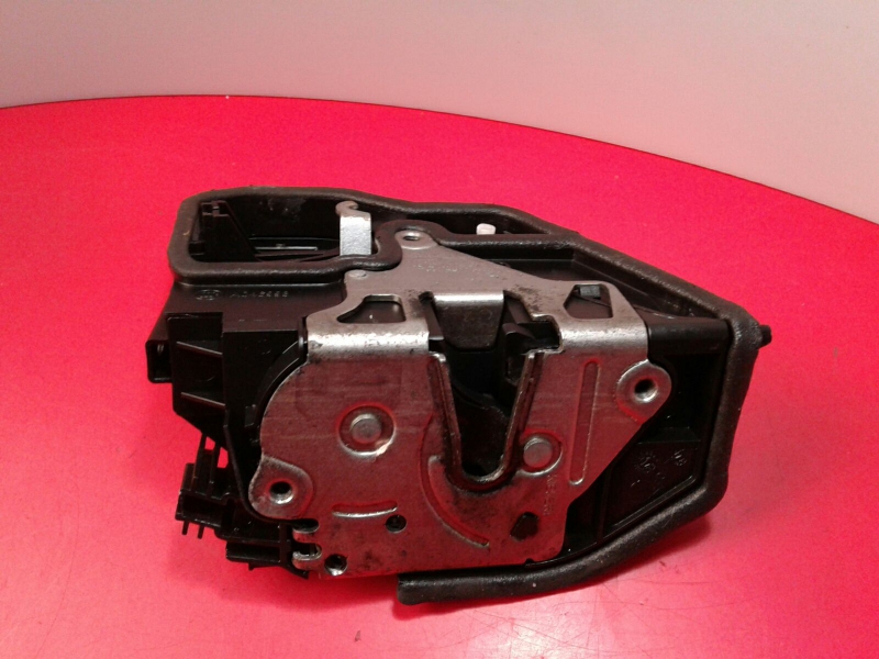 Front Right Door Lock BMW X3 (E83) Imagem-2