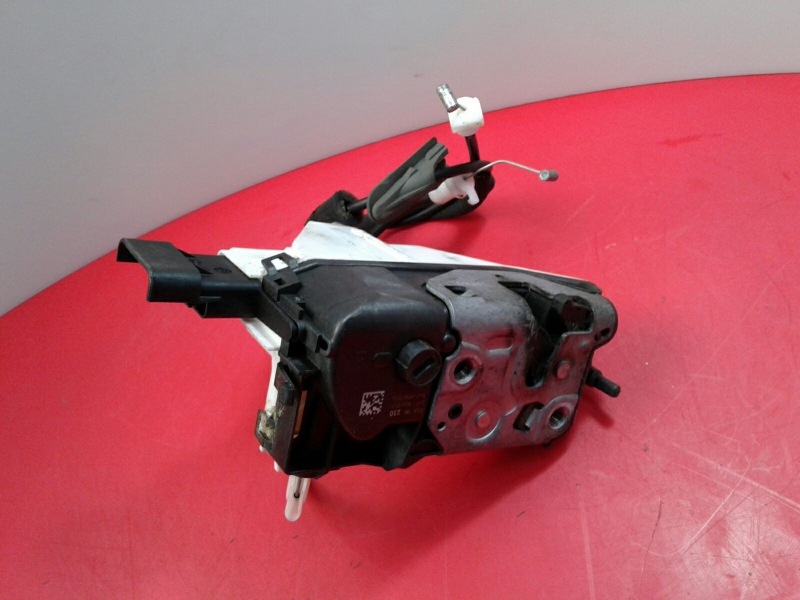 Front Right Door Lock PEUGEOT 5008 I (0U_, 0E_) Imagem-2