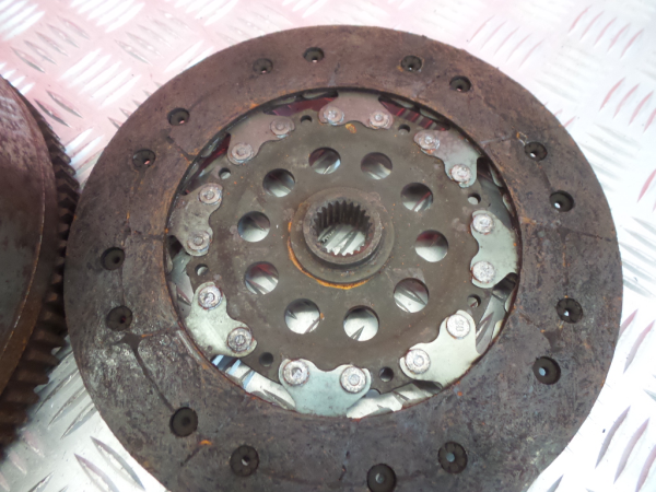 Volante motor SAAB 9-3 Station Wagon (YS3F) Imagem-6