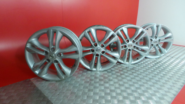 Conjunto de jantes NISSAN Qashqai/Qashqai+2 I (J10, JJ10)