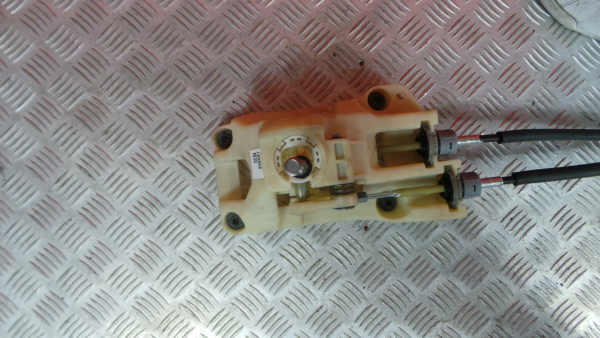 Selettore cambio KIA Ceed SW (ED) Imagem-4